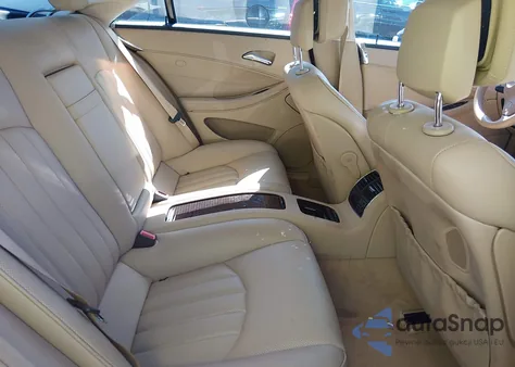 2011 Mercedes-Benz Cls 550 z USA, uszkodzony, nr VIN WDDDJ7CB4BA168229